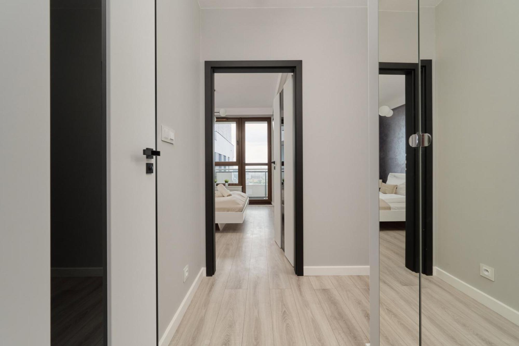 Odra Tower Apartment Center Of Wroclaw By Renters Prestige Exterior foto