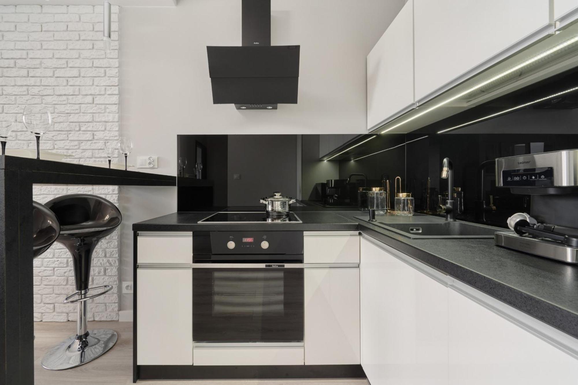 Odra Tower Apartment Center Of Wroclaw By Renters Prestige Exterior foto